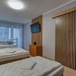 Swierkowa 3*