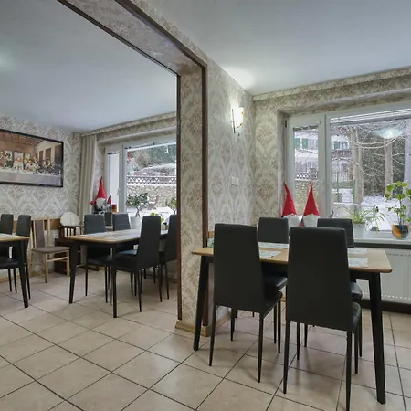 Casa de hóspedes Swierkowa 3*